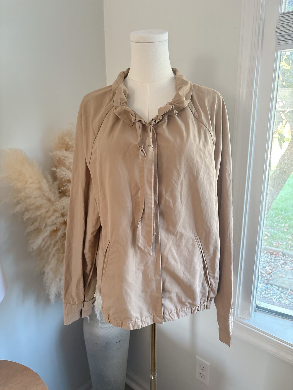 Gap Tan Snap Up Bomber Jacket Large Khaki Cinch Collar Casual Coat